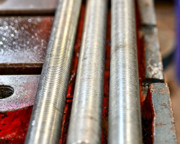 Poorly Cut Threaded Rod Steel Threaded Rod – Express Cut Metals
